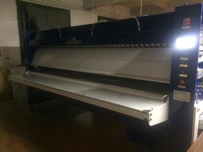 供應泉州哪里有信譽好的床單折疊機|廈門床單折疊機-上海鴻興(福建)洗滌設備
